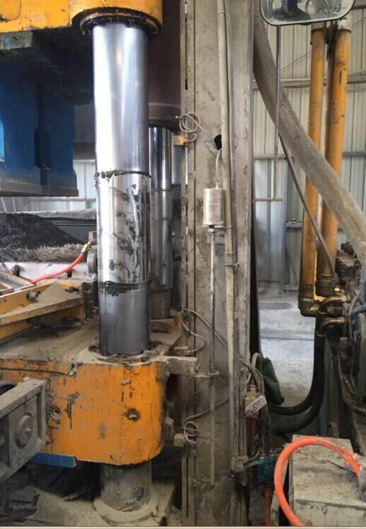 米朗MTL3磁致伸縮位移傳感器外置安裝應(yīng)用實例