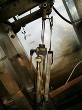 電子尺測量氣缸運(yùn)行